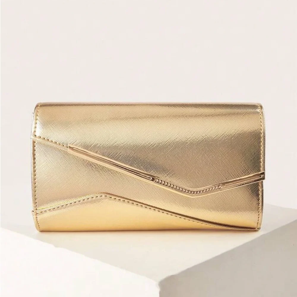 Elegant Gold Clutch Bag - Picture 2 of 8